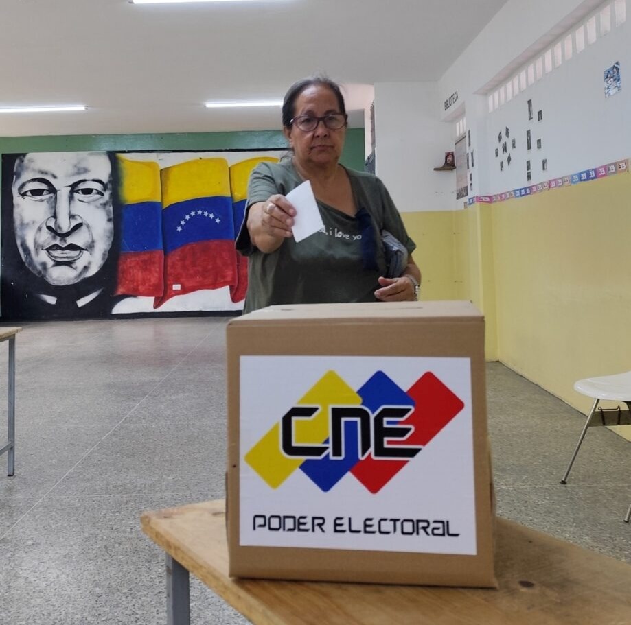 Consulta Popular: CNE habilita plataforma digital para ubicar centros de votación y proyectos postulados