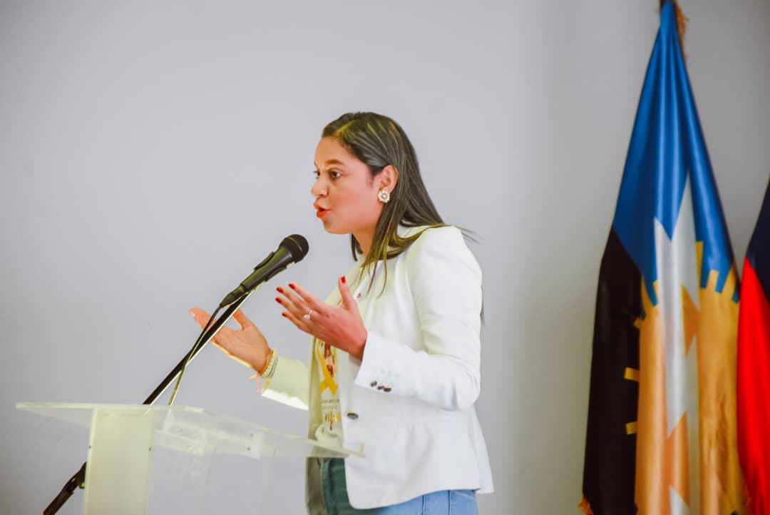 Damasur y Fundanica capacitan a docentes de San Francisco en la detección temprana del cáncer infantil