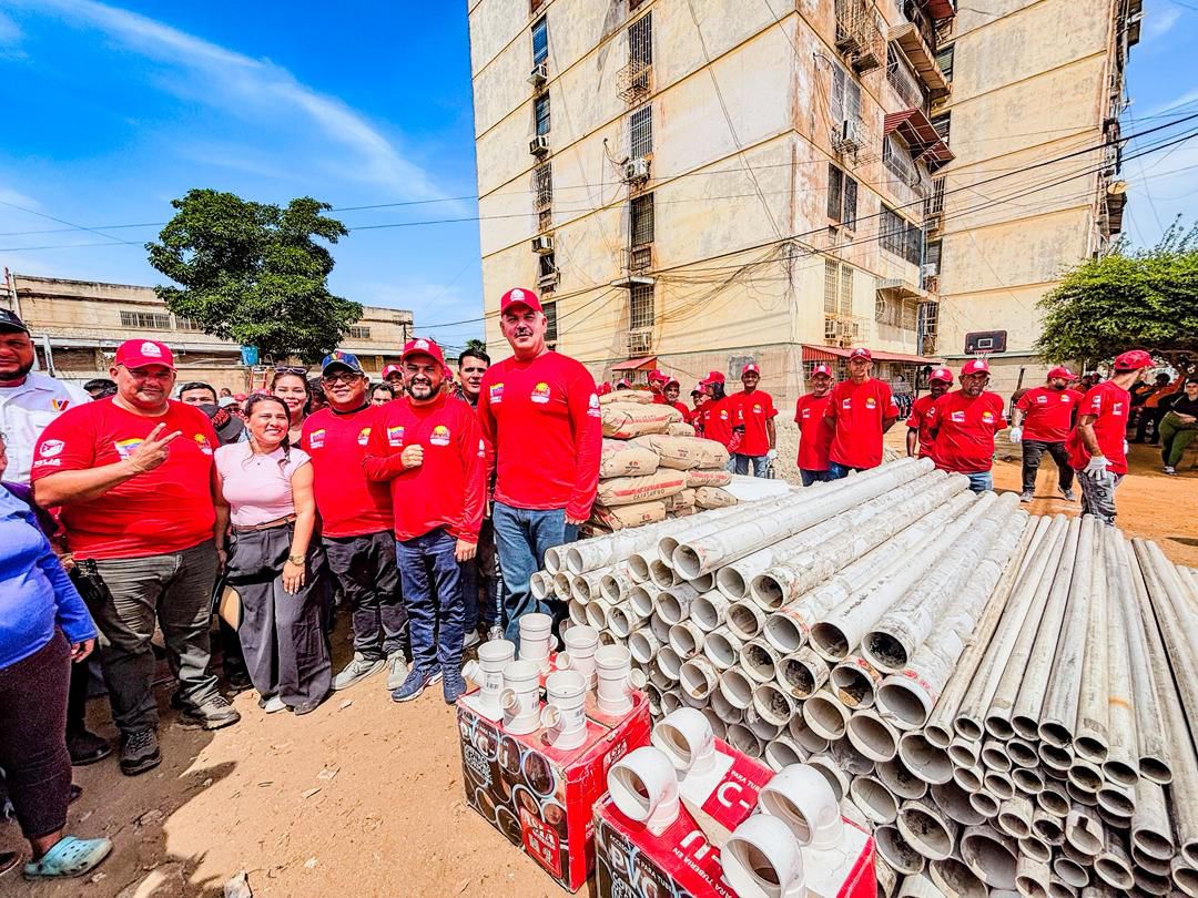 Gobierno inicia rehabilitación de 40 edificios en complejo habitacional de San Francisco