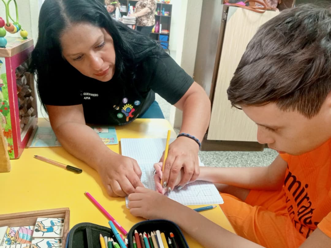 Más de 1.200 niños con discapacidad reciben atención integral gratuita en Siribsur