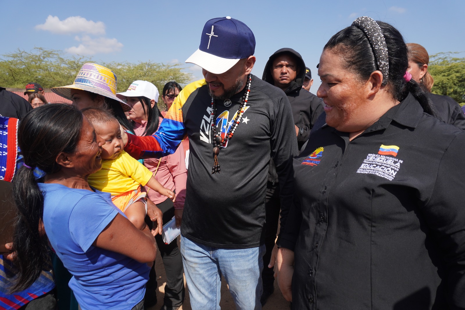 Alcalde Héctor Soto anuncia rehabilitación de cinco escuelas nacionales indígenas en el municipio San Francisco