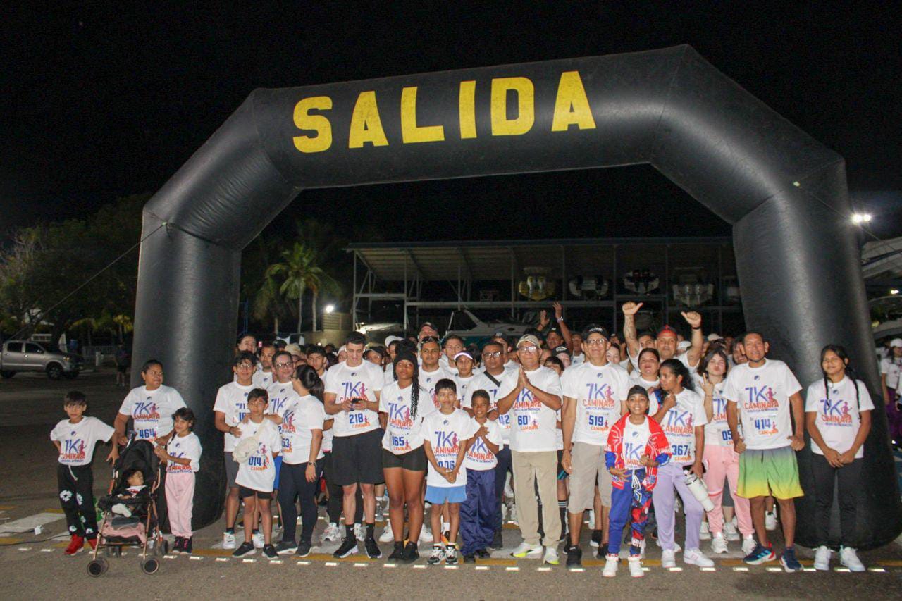 Caminata 7K y Ciclovía sumaron más de 300 participantes