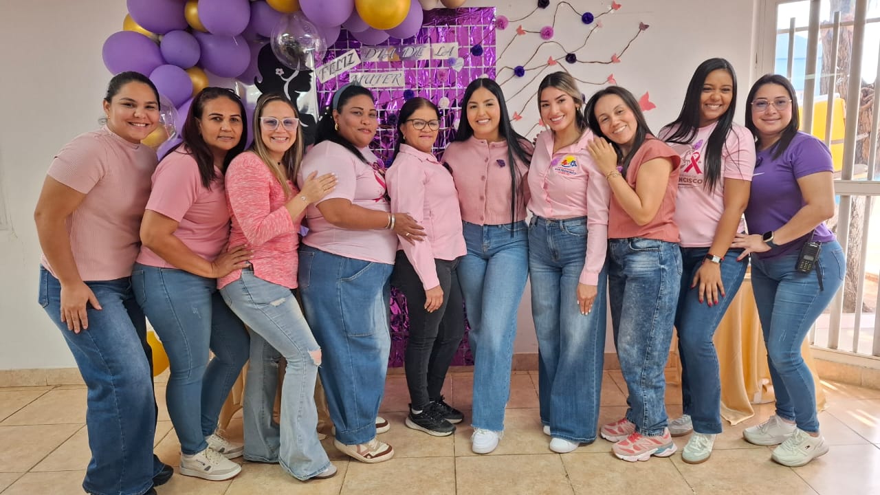 Con un emotivo encuentro: Primera dama de San Francisco conmemora el Día Internacional de la Mujer