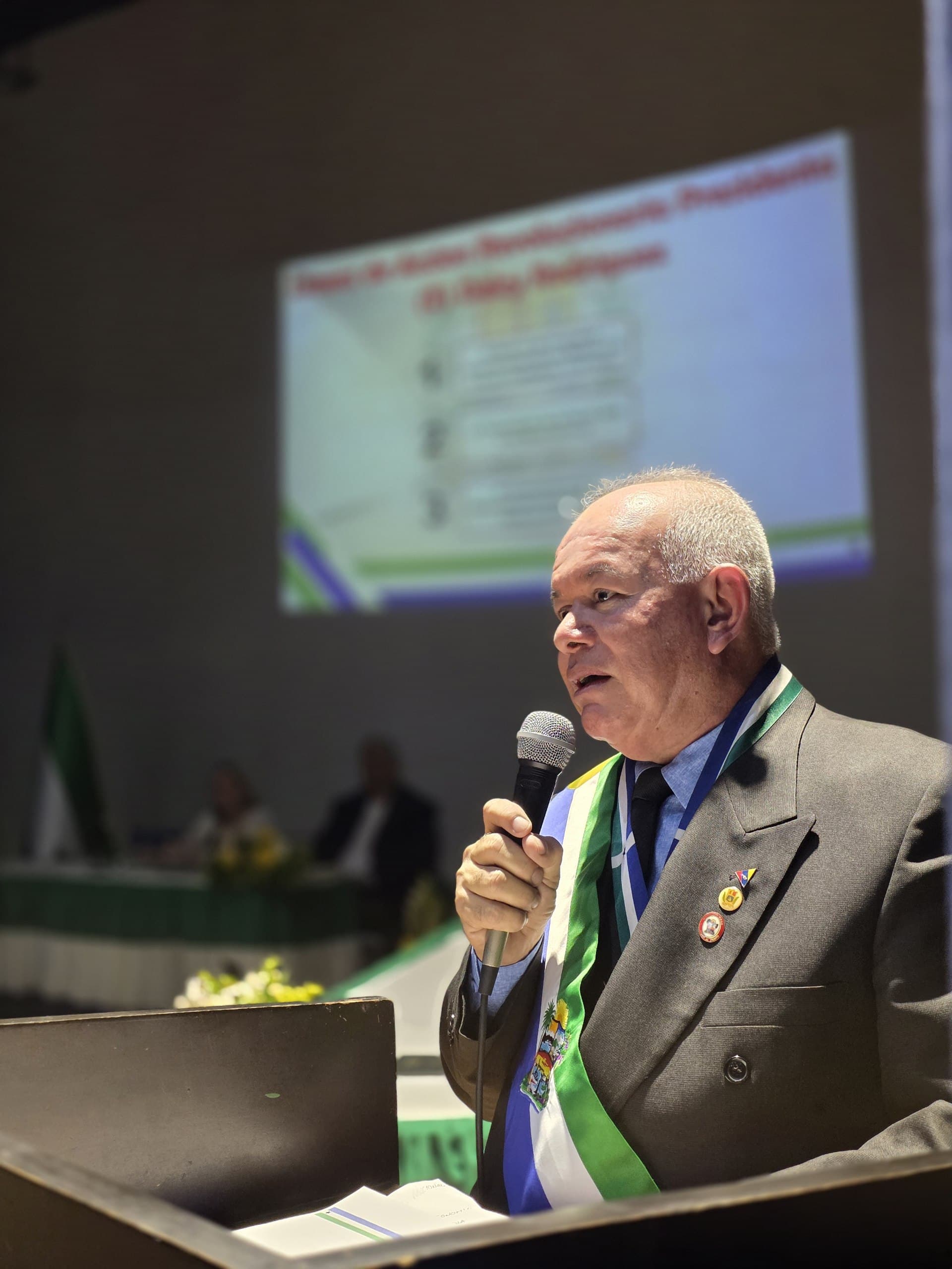 Alcalde Edgar Labarca presentó Informe de Gestión 2025