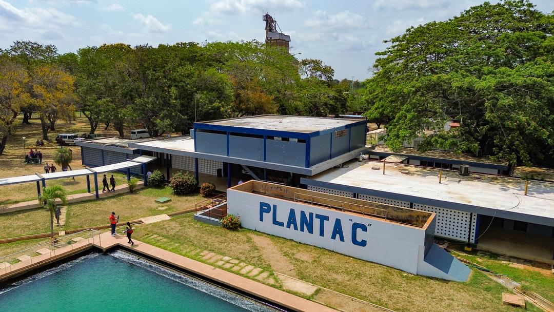 Gobernador Luis Caldera lanza Plan Hídrico Abril 2026 para optimizar el suministro en 21 municipios