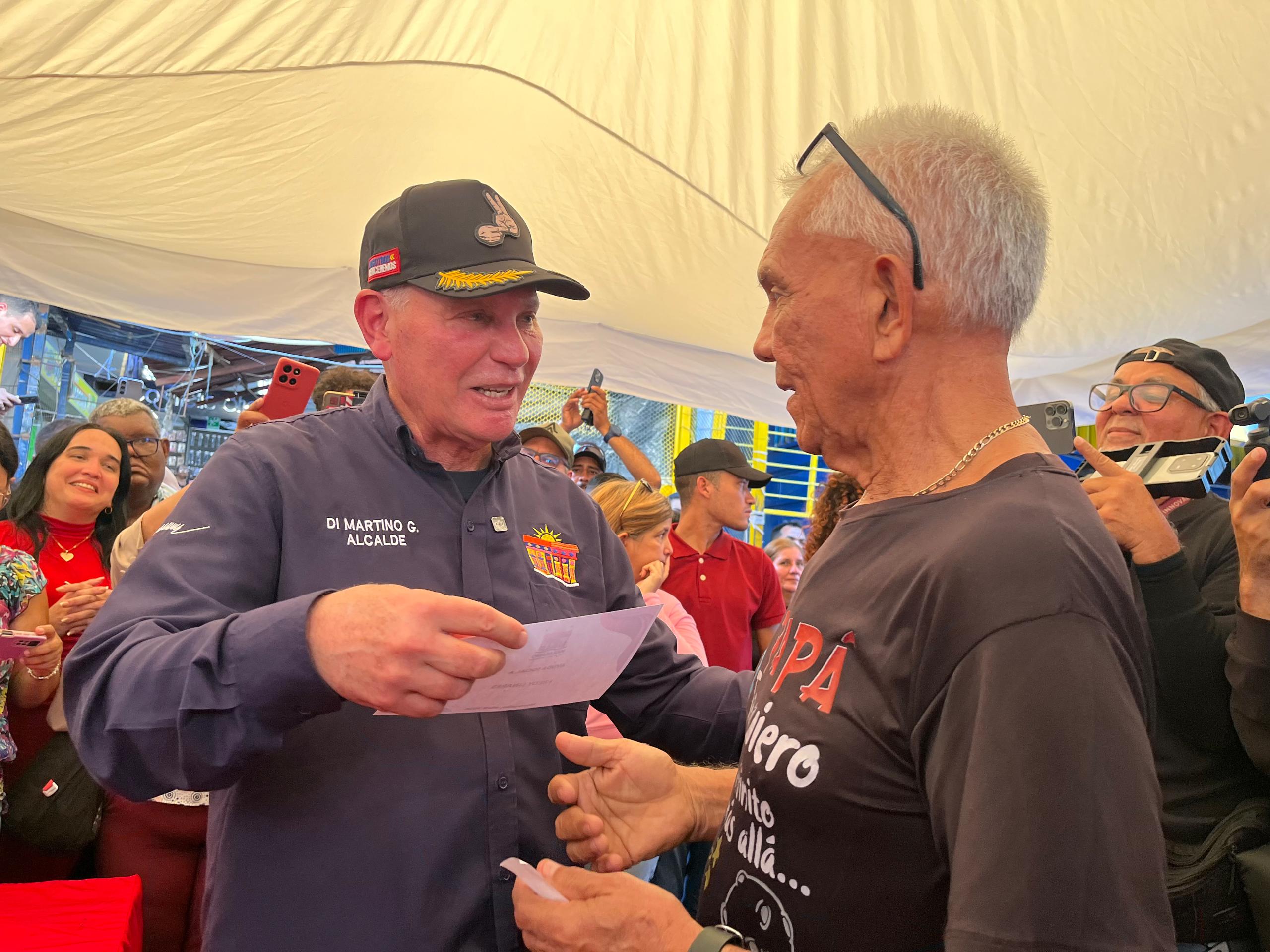 Comerciantes del Callejón de Los Pobres sorprendidos por inmediatez de apoyo de la Alcaldía de Maracaibo