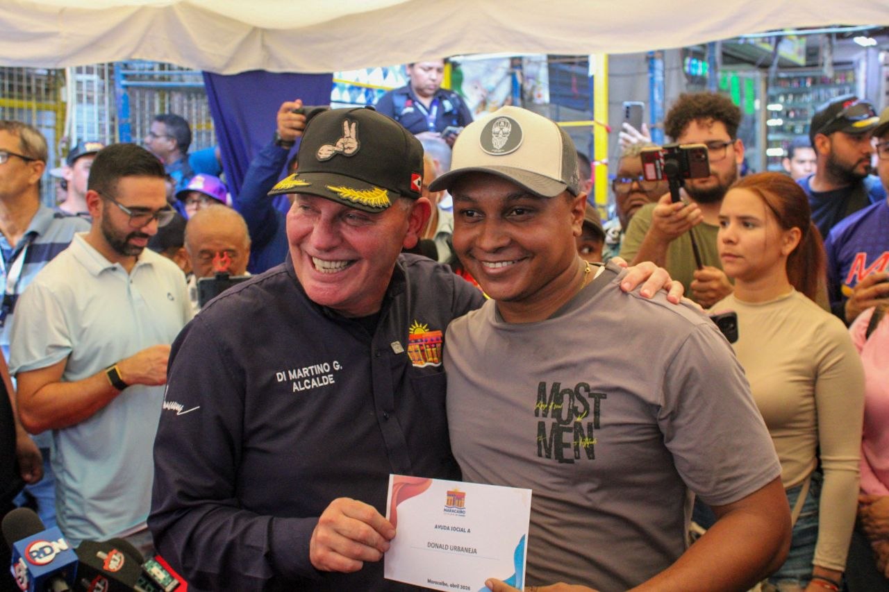 Afectados del incendio en Callejón de Los Pobres: «El alcalde Di Martino nos sorprendió con su apoyo solidario»