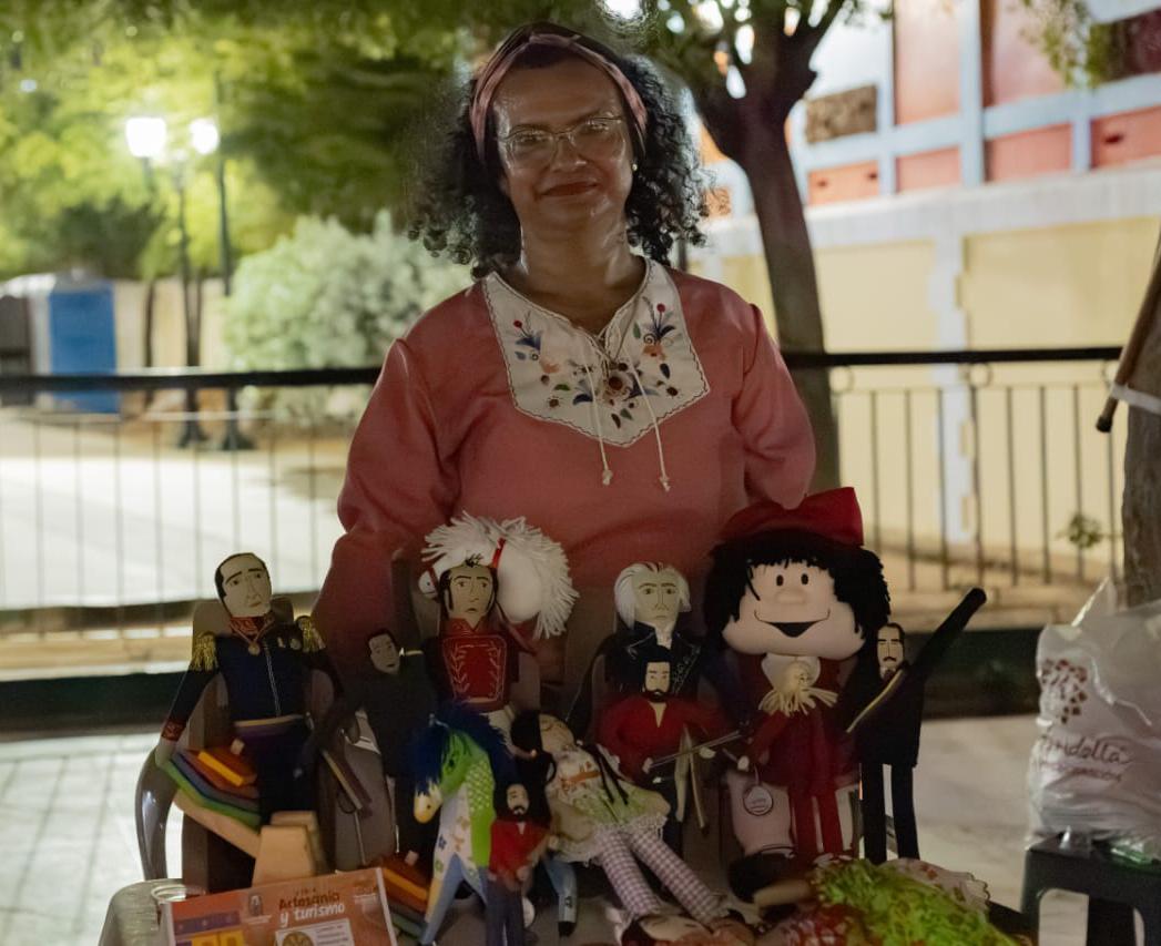 Soraima Luzardo: “Muñecas de trapo tejen vínculos de amor por generaciones”
