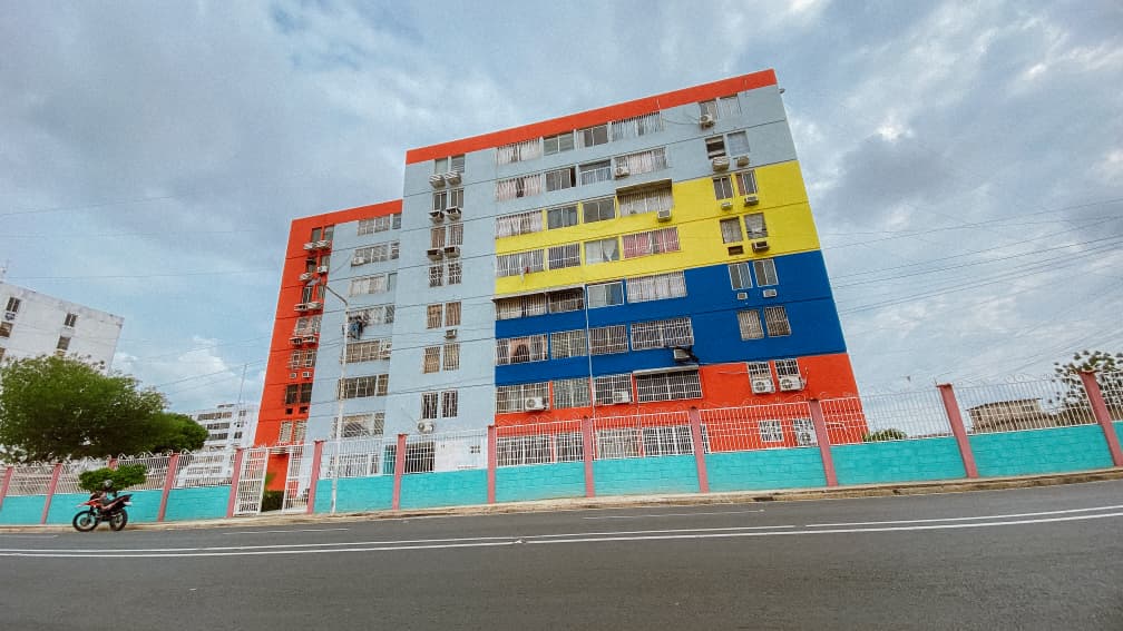 Ejecutan fase de pintura y acabados en el Complejo Urbanístico Ciudad del Sol