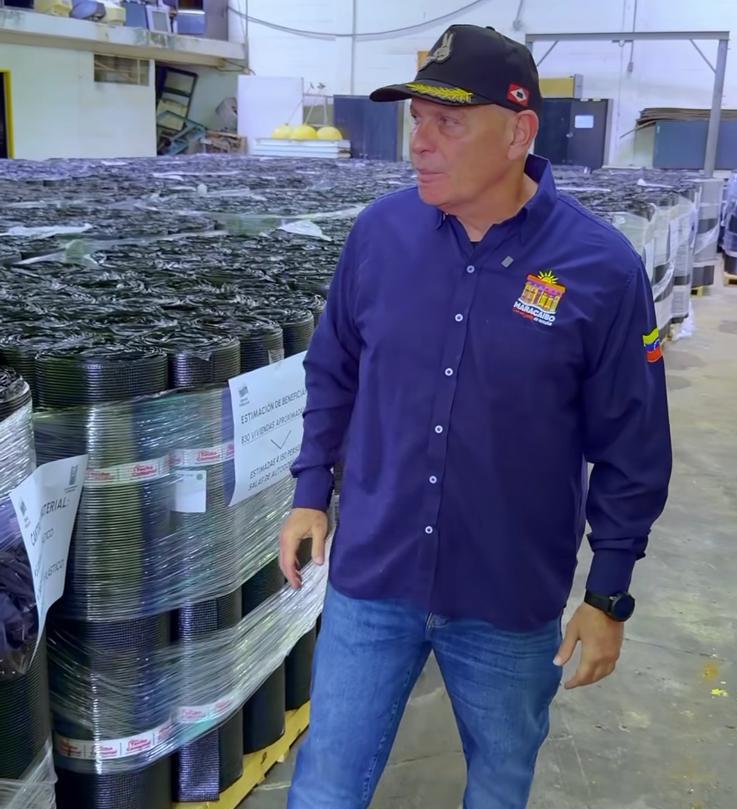 Alcaldía de Maracaibo recibió mantos de rollo asfáltico para impermeabilizar viviendas