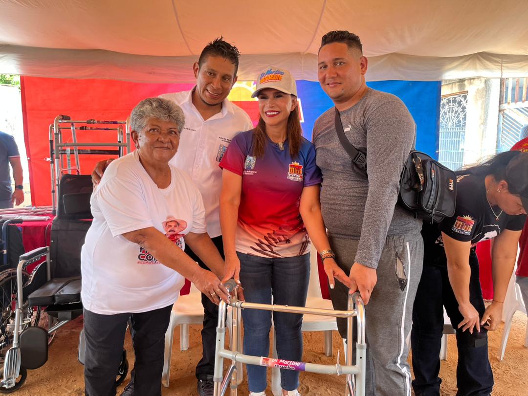 Jornada integral de Alcaldía de Maracaibo llegó al barrio 19 de Abril con entrega de ayudas y atención social