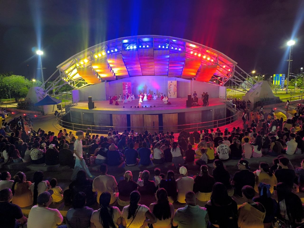 Más de 300 artistas brillaron en el Maracaibo Dance Fest