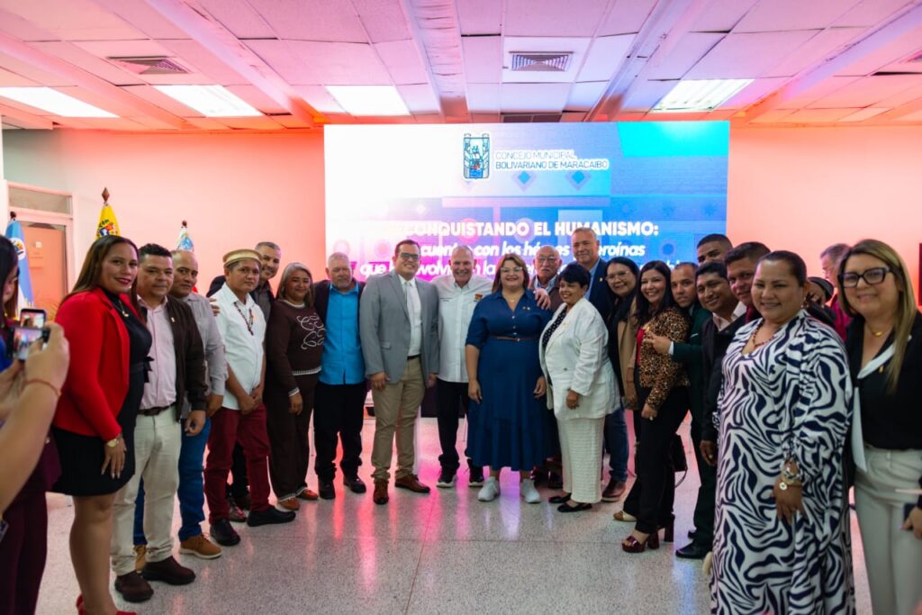 La imagen tiene un atributo ALT vacío; su nombre de archivo es di3.jpeg