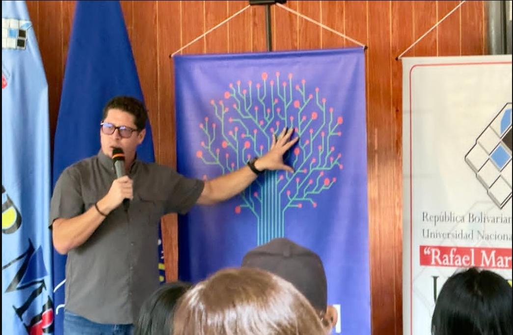 Arranca en Maracaibo nueva cohorte del diplomado en comunicación política con 150 participantes
