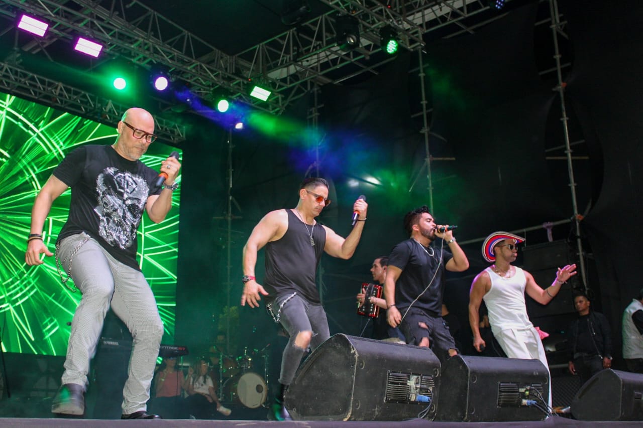 Alcaldía de Maracaibo dedicó concierto de estrellas para las madres
