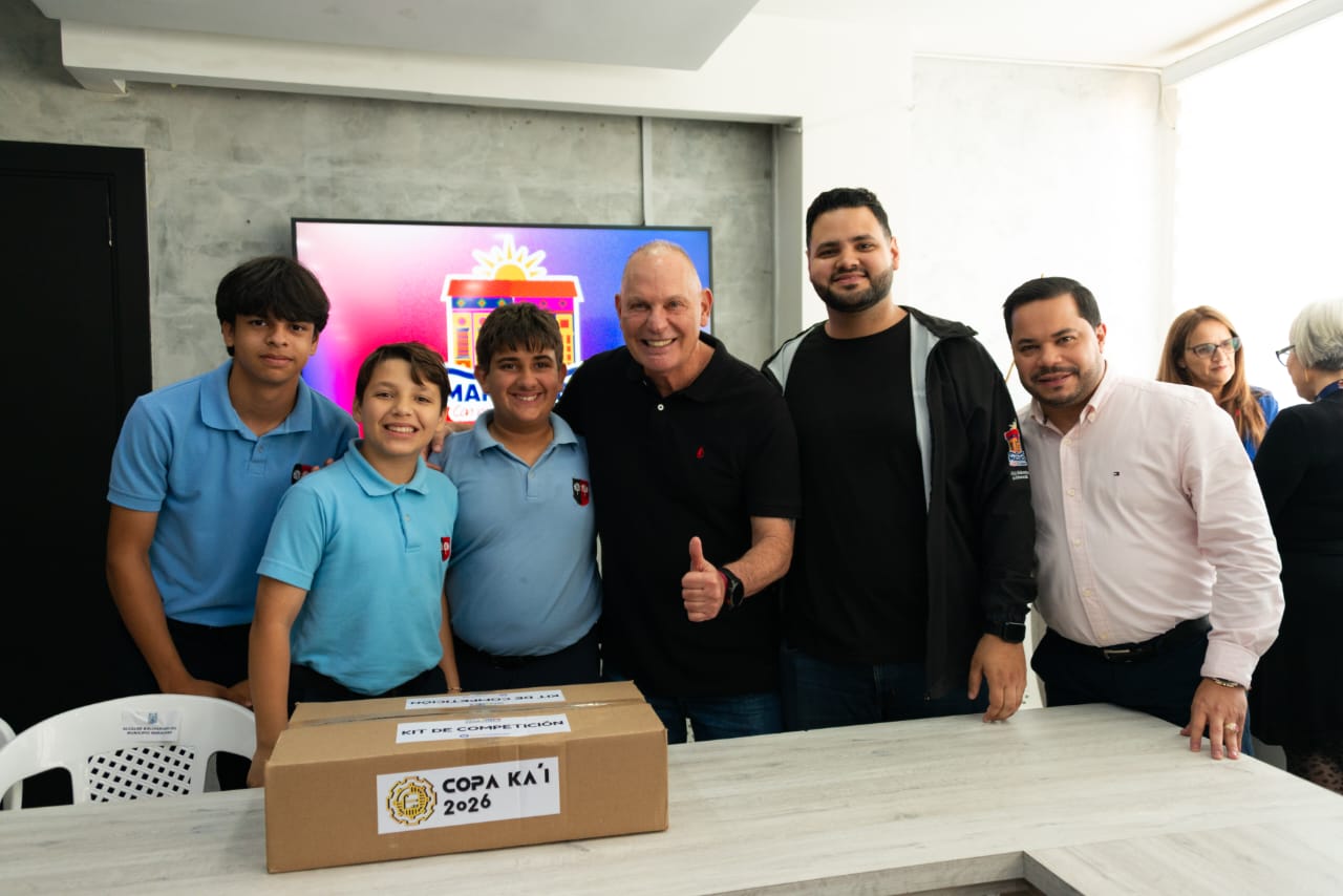 Alcaldía Maracaibo impulsa el talento joven con más kits de robótica