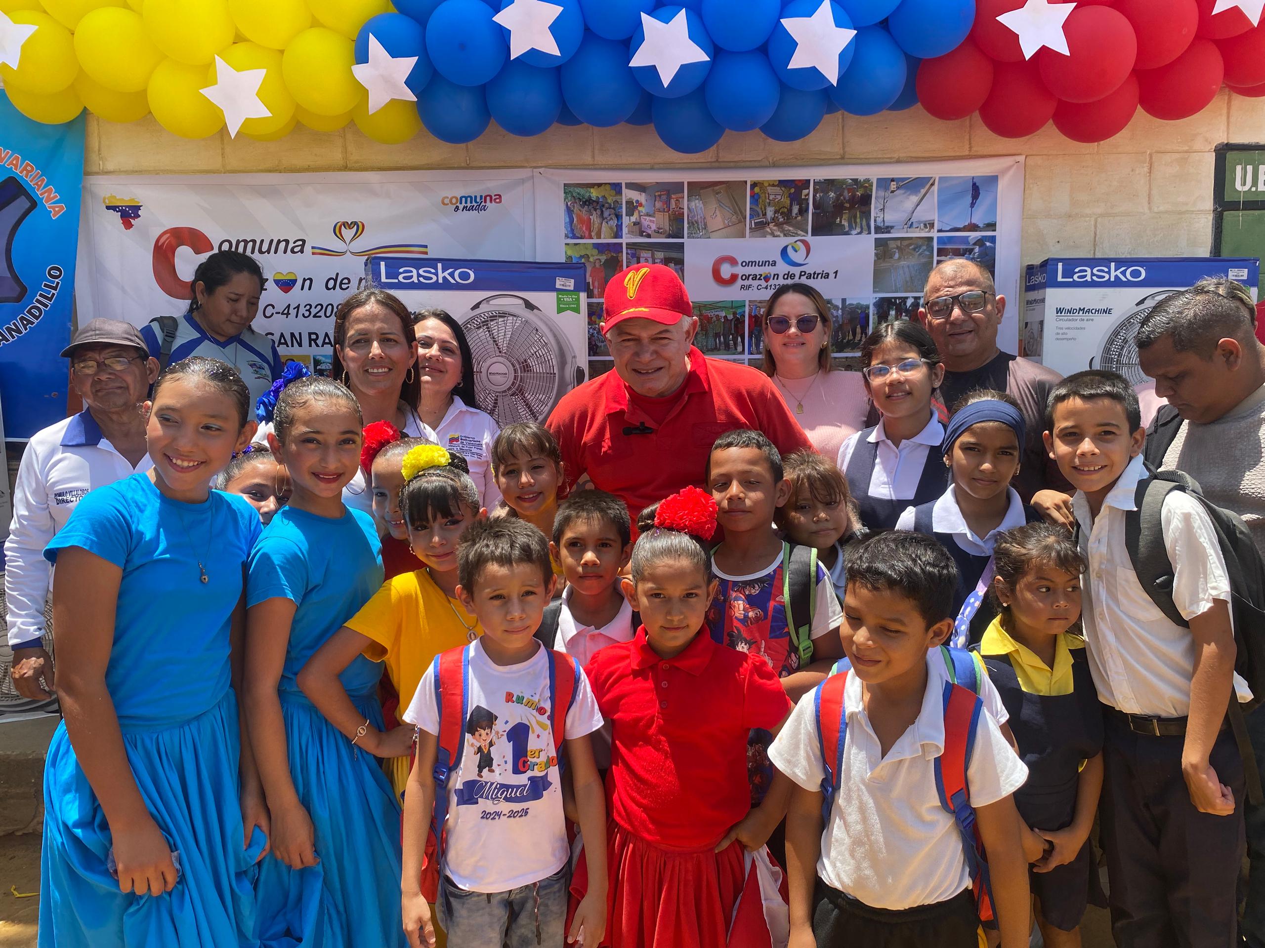 Beneficiados 723 estudiantes de 3 instituciones de Mara con dotación en climatización y área de cocina‎