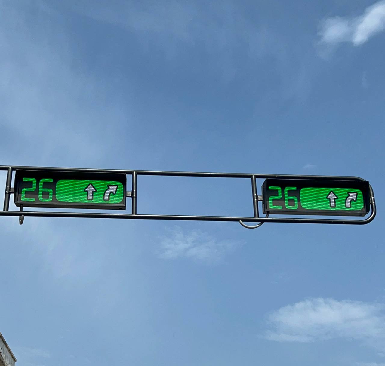 Alcaldía de Maracaibo coloca semáforos inteligentes en las calles 71 y 73 con Av. Delicias