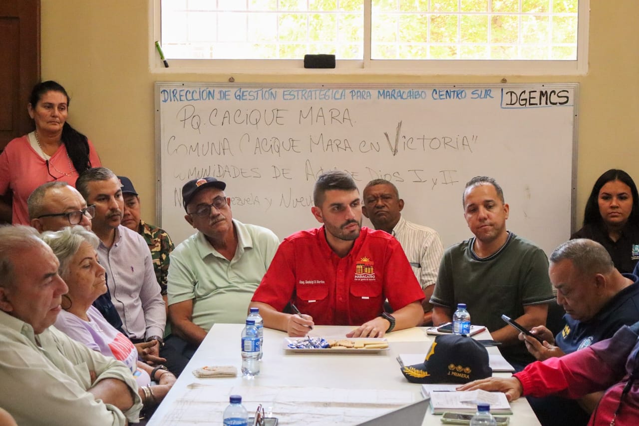 Alcaldía de Maracaibo desplegó gabinete de infraestructura en la parroquia Cacique Mara