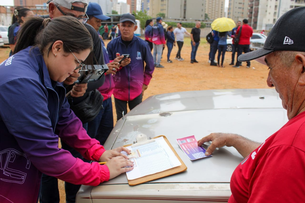 Alcaldía de Maracaibo inicia registro digital de transportistas con códigos QR