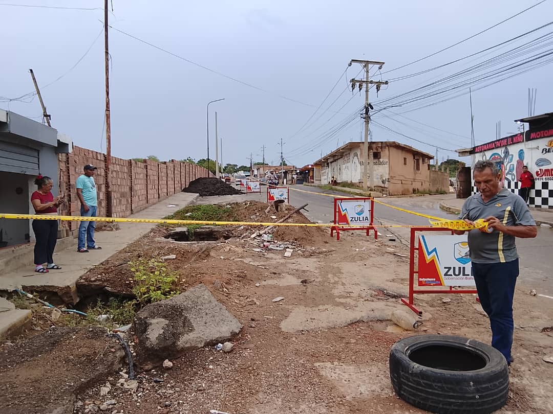 Gobernación del Zulia inicia trabajos de sustitución de colectores y reparación de red de agua en Cañada Honda