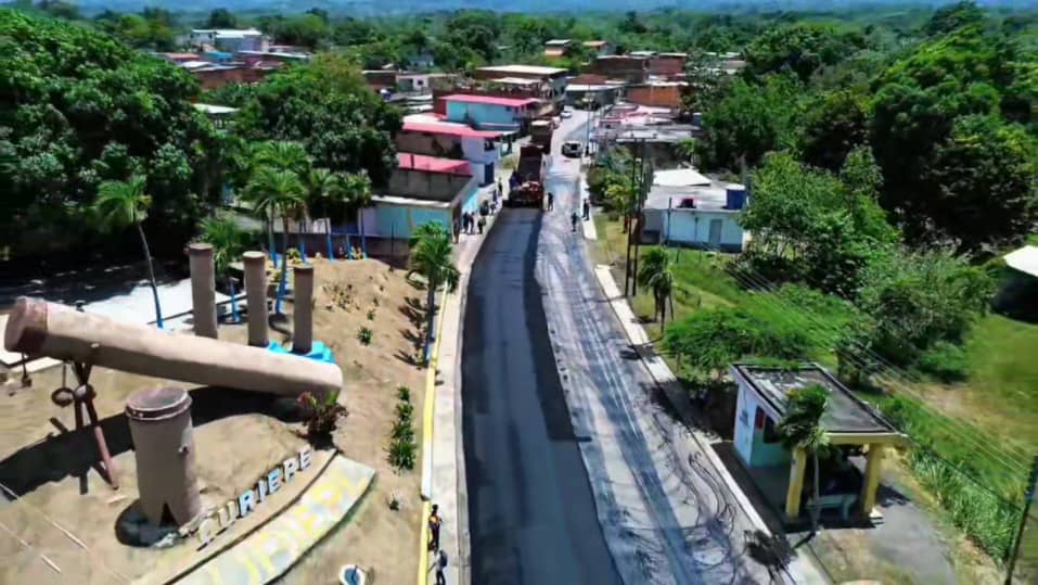 Obras de rehabilitación vial en Curiepe registran 74 % de avance