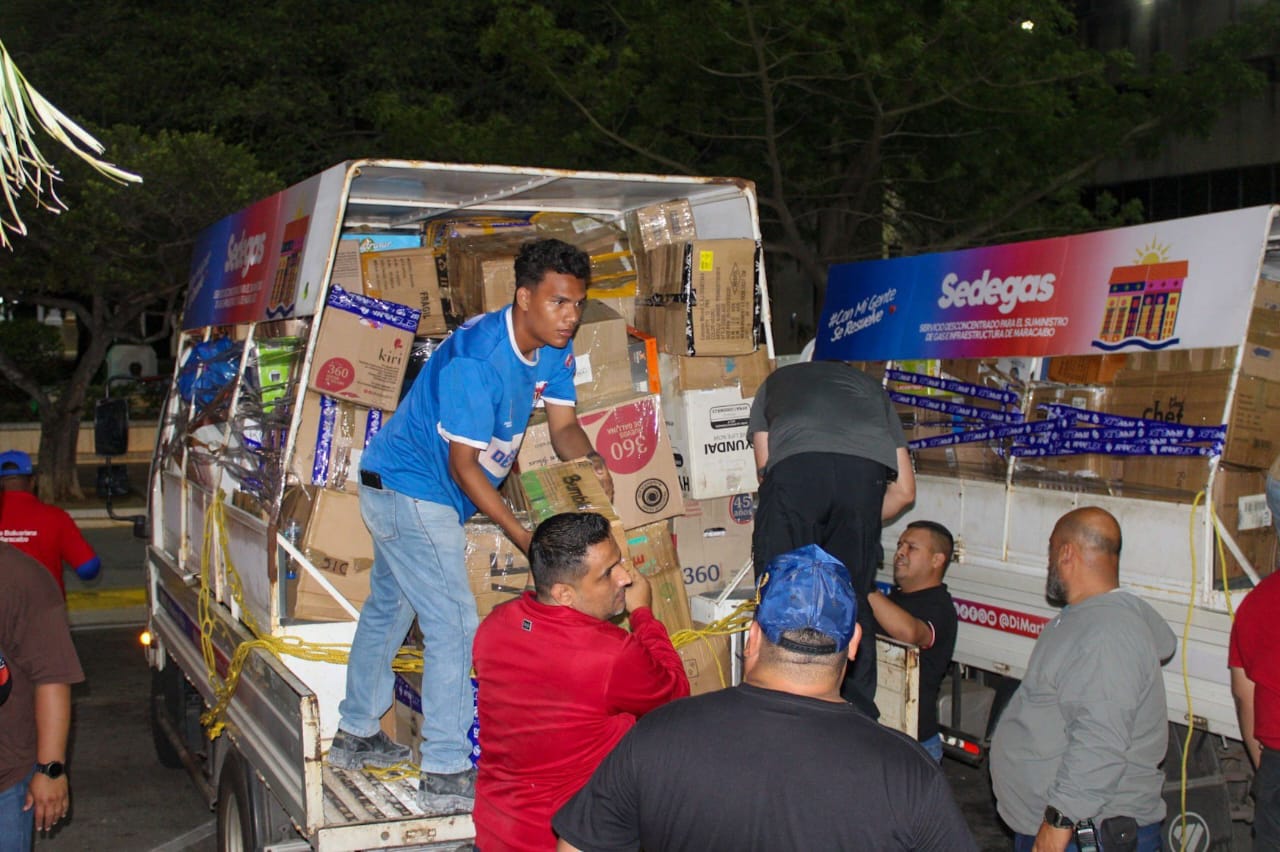 Alcalde de Maracaibo informa el envío de más de 300 toneladas de ayuda humanitaria hacia la ZODI Zulia