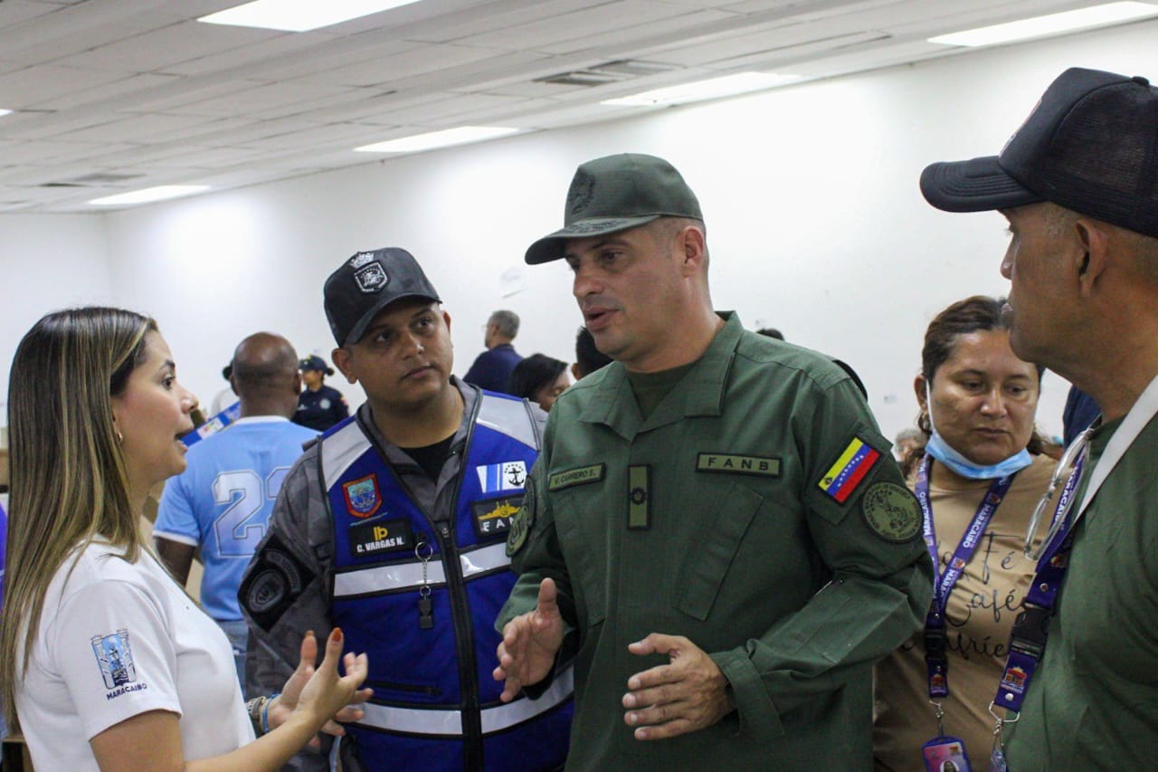 Autoridades coordinan el envío de ayuda humanitaria desde Maracaibo hacia las zonas afectadas por los terremotos