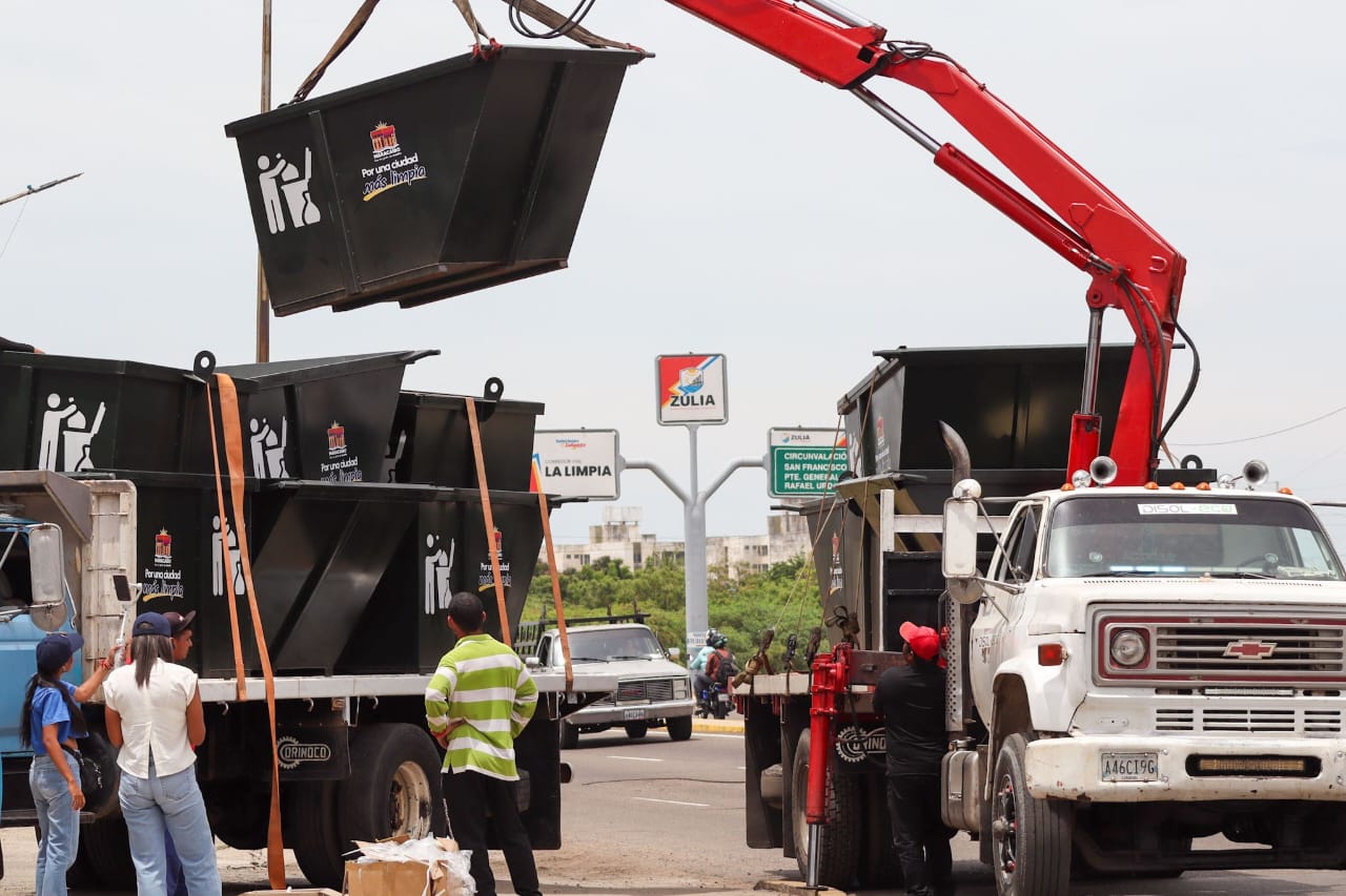Maracaibo suma 20 nuevos contenedores de basura; ya se han instalado 70 de una meta de 500