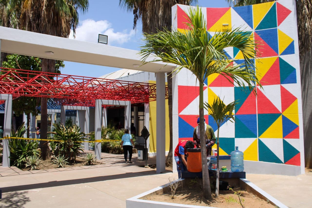 Alcaldía de Maracaibo y ACNUR rehabilitan Centro de Participación Popular en Francisco Eugenio Bustamante