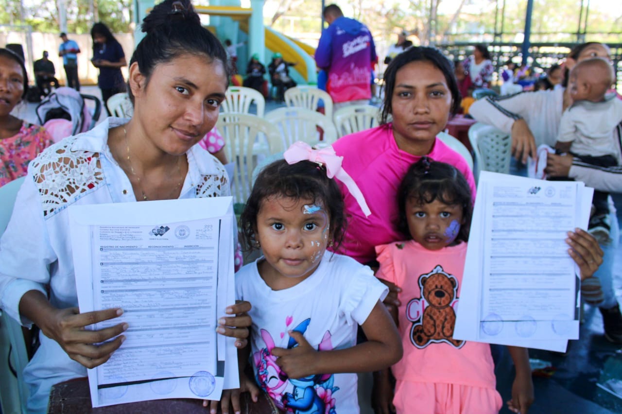 Entrega actas de nacimiento extemporáneas es un programa inédito de la Alcaldía de Maracaibo