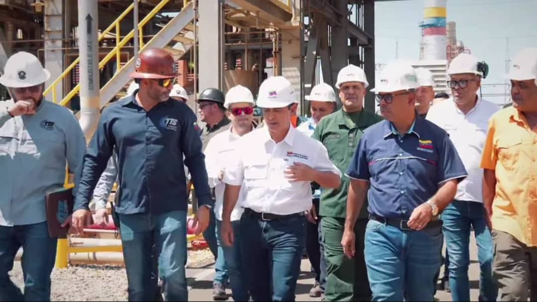 Autoridades inspeccionan planta TZ1 en Zulia; prevén incorporar 150 MW al sistema eléctrico