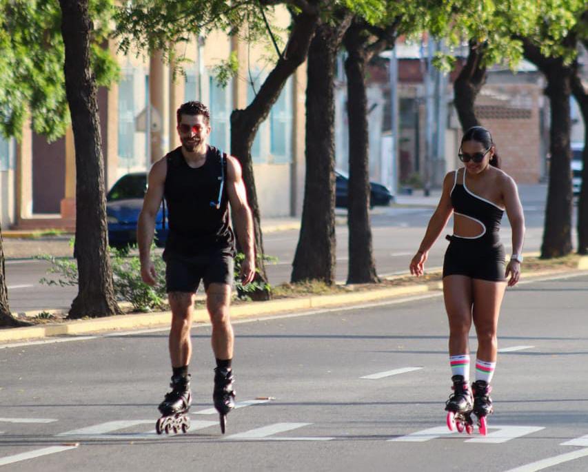 Patines como opción de disfrute en la ciclovía marabina