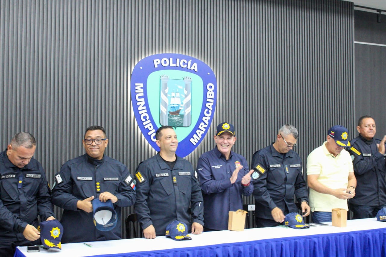 Ascendidos 108 funcionarios de Polimaracaibo en reconocimiento a su mérito y compromiso