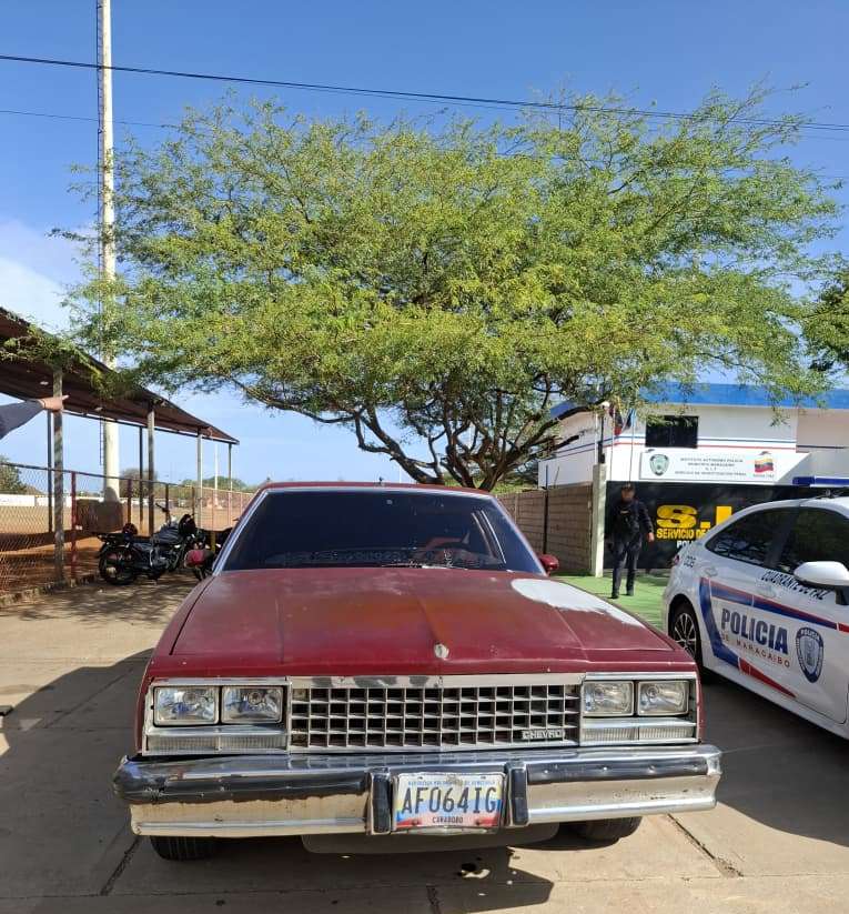 Retenido vehículo de conductor que huyó tras causar accidente contra una familia en Maracaibo
