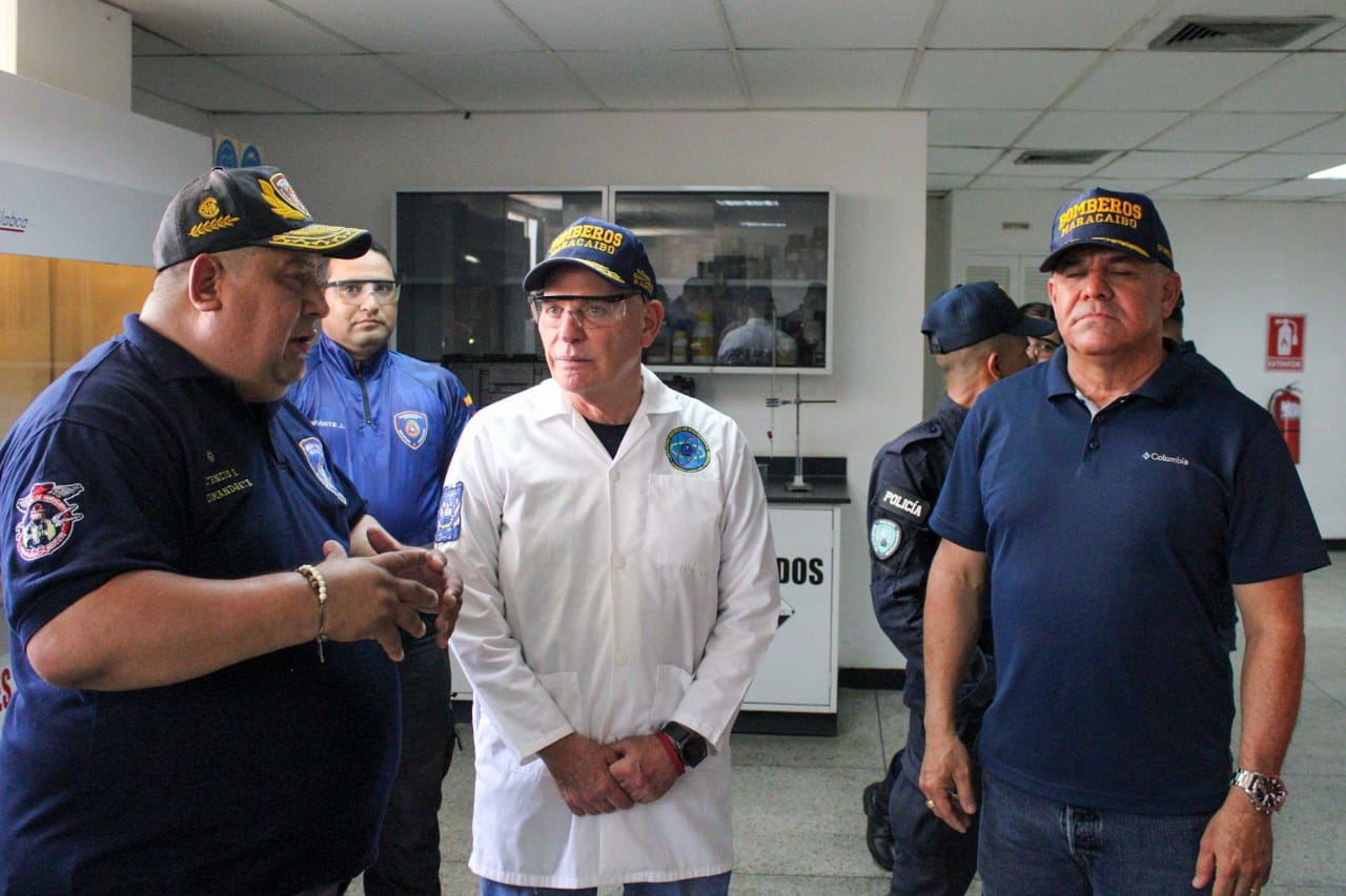 Alcalde Di Martino: Maracaibo está protegida por un Cuerpo de Bomberos con alta tecnología