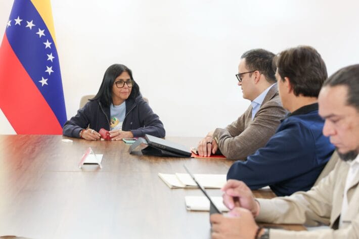 Presidenta Delcy Rodríguez revisa Agenda Económica Nacional y la ejecución de fondos de emergencia post-sismos