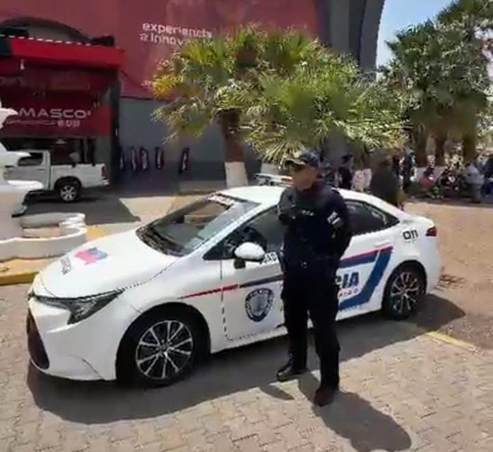 Alcaldía despliega funcionarios ante largas filas en comercios de Maracaibo