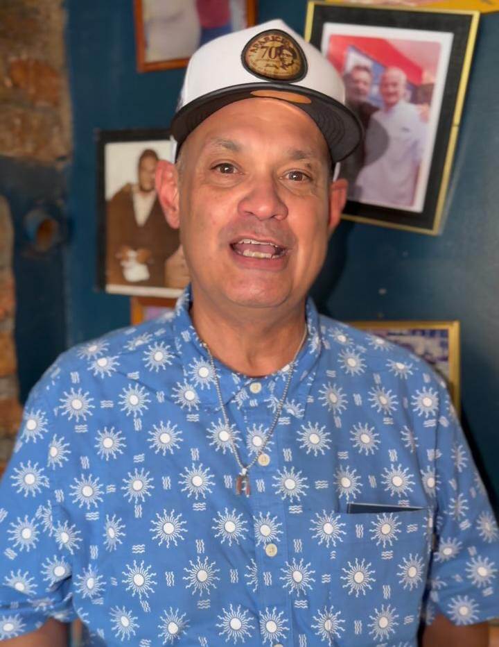 Nelson Aparicio asiste a develar la primera estatua de Luis Aparicio en Venezuela y está en Santa Lucía