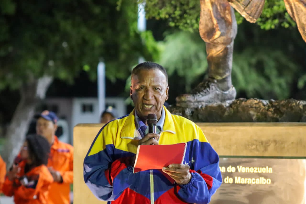 ‎Lino Connell: «Estatua a Luis Aparicio es el reconocimiento de esta tierra hacia uno de sus hijos más ilustres»