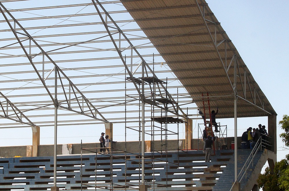 Tribunas del estadio Alejandro Borges estrenan techado de alta tecnología
