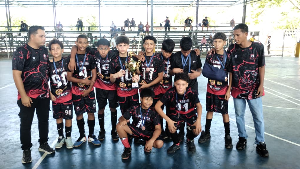Liga Maracaibo Oeste coronó a sus campeones en una gran fiesta del fútbol de salón