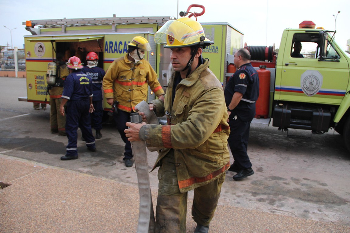 Comunidad Activa Noticias reconoce la labor de los bomberos en su día e invita a misa en su honor