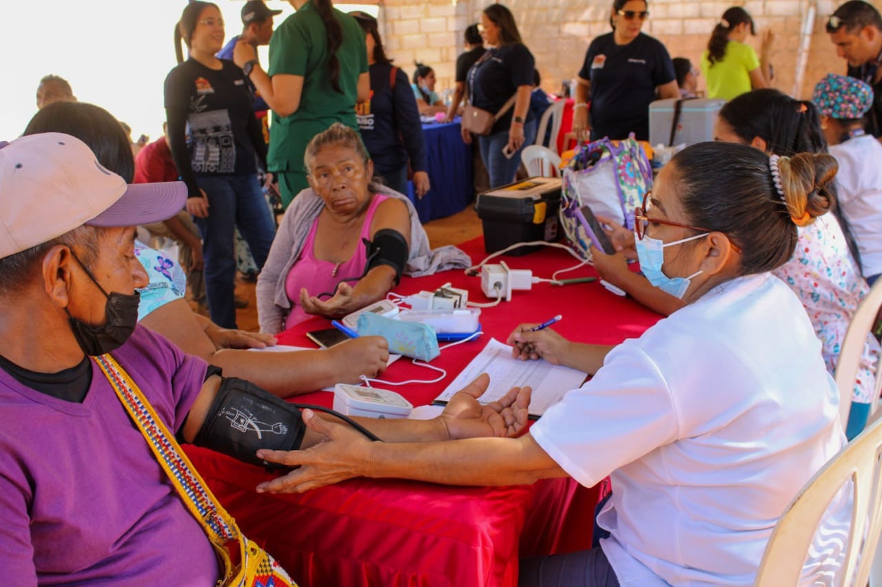 Jornada social atendió a unas 2.000 familias en sectores de Coquivacoa