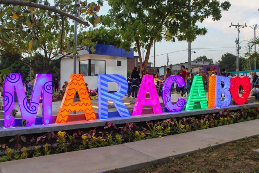 Alcaldia de Maracaibo eliminó un basurero y construyó la Plaza Nelly Contreras