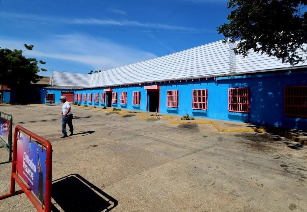 Mercado Santa Rosalía se prepara para volver a recibir a los marabinos
