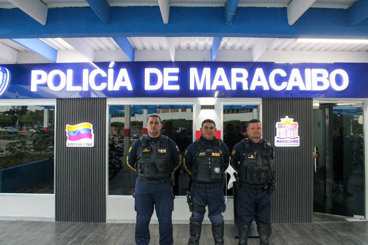 Alcaldía de Maracaibo rehabilitó estación de Polimaracaibo y paso peatonal frente a URBE