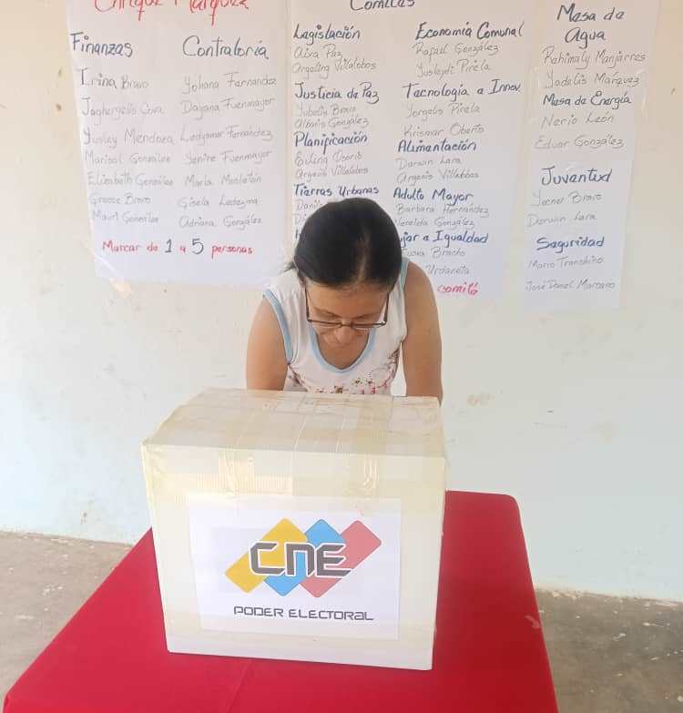 27 Consejos Comunales de Maracaibo participan en exitosa jornada de renovación de vocerías