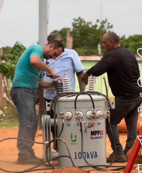 Plan Cayapa Eléctrico instala nuevo transformador en Villa Bonita y mejora distribución eléctrica