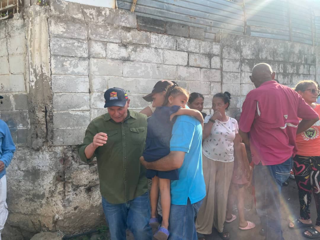 Alcalde Di Martino inspecciona avance de saneamiento de las cañadas Morillo y La Arreaga